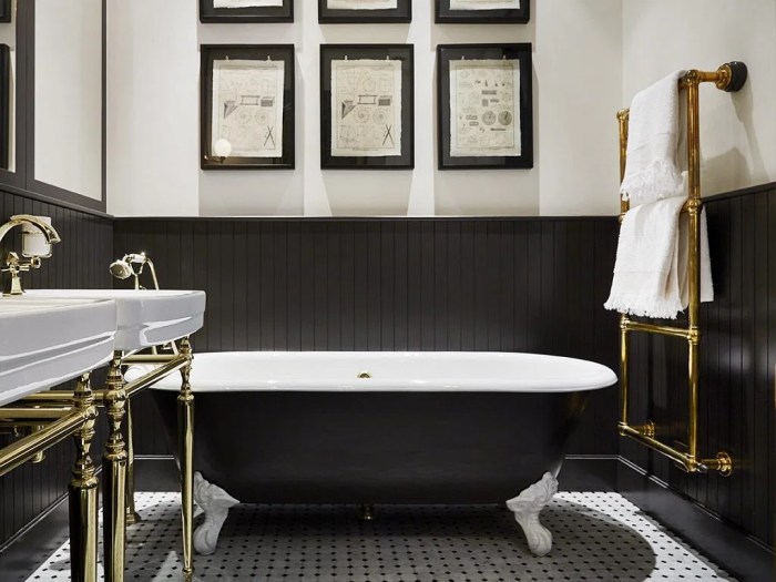 Black and gold bathroom decor