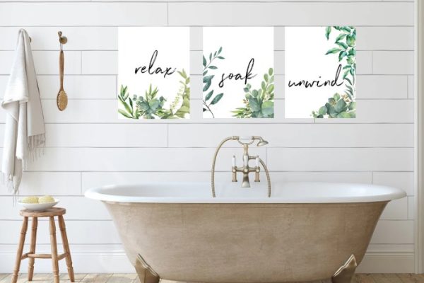 Bathroom wall art and decor