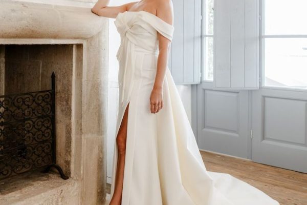 Best shapewear for crepe wedding dress