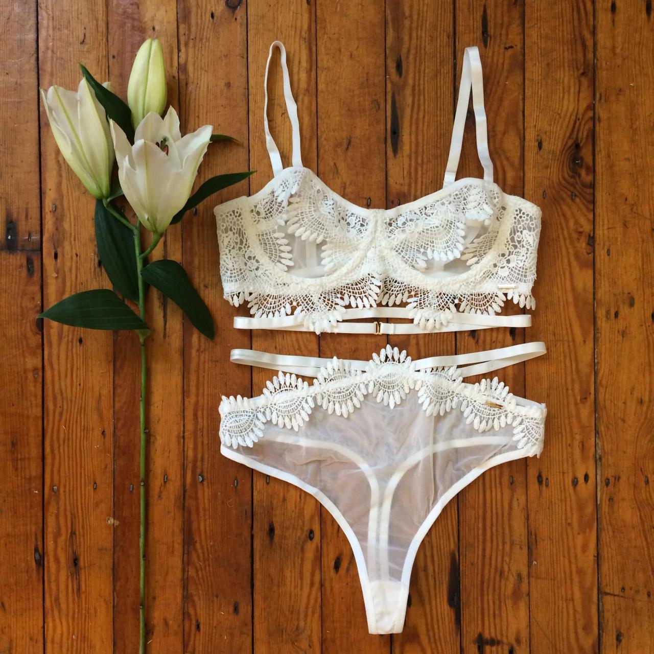 Underwear for wedding dress